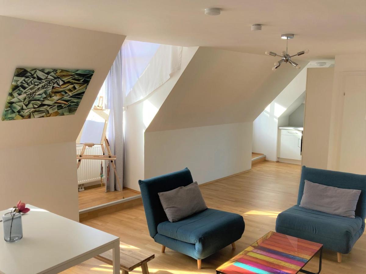 Carillon By Bestchoice - Old City - Self Check-In With Parking Option Graz Eksteriør bilde