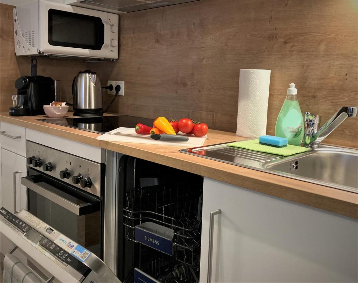 Carillon By Bestchoice - Old City - Self Check-In With Parking Option Graz Eksteriør bilde